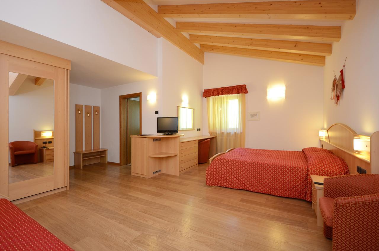 מואנה Hotel La Soldanella מראה חיצוני תמונה